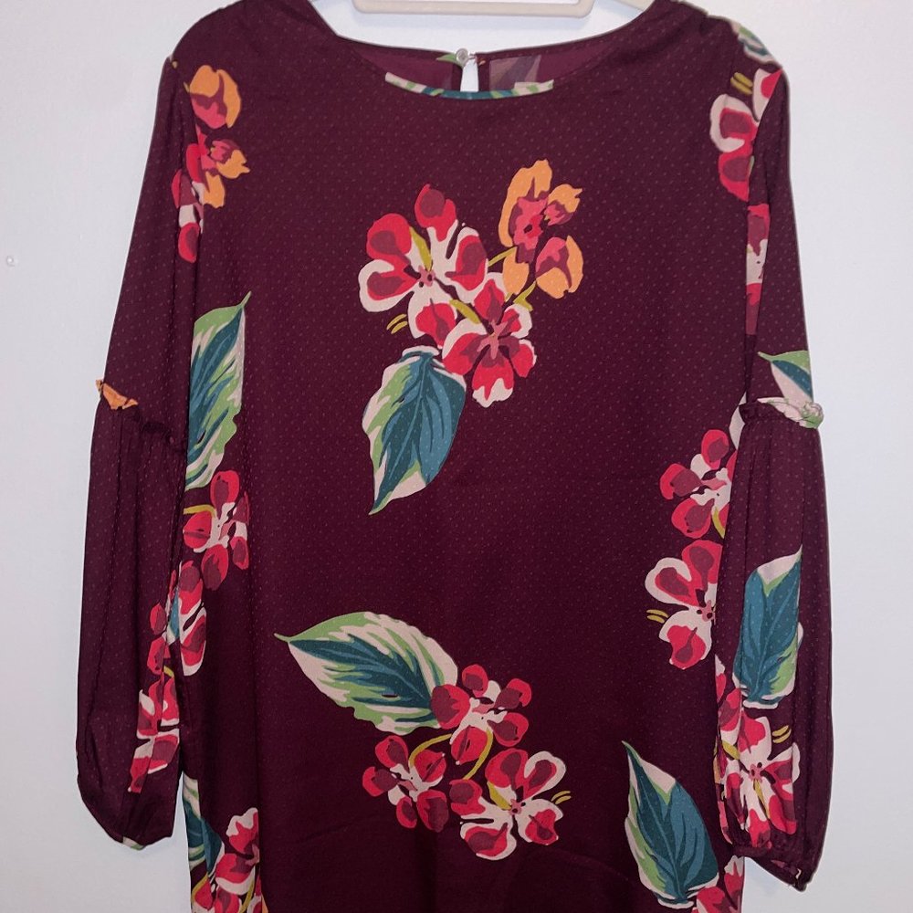 Loft burgundy floral dress. Size Large Petite